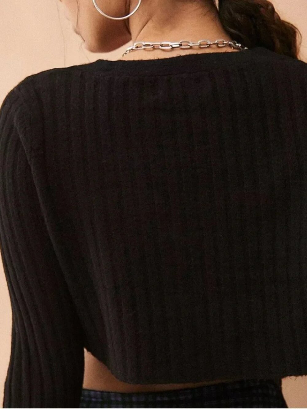 Urban Outfitters Rose Ribbed Cardigan in Black, Cropped, Chunky Buttons, XS - Picture 5 of 12